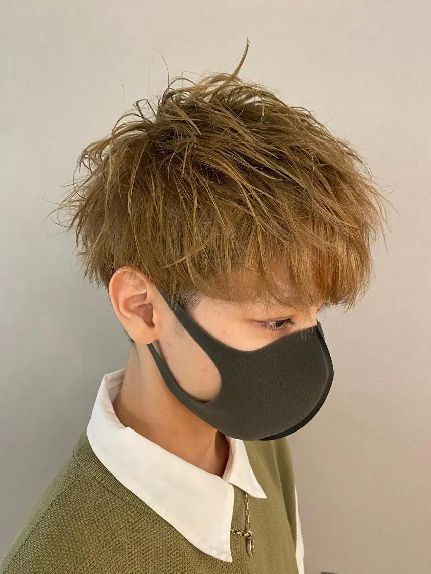 カラー メンズ unopulir 景山　凌のヘアスタイル