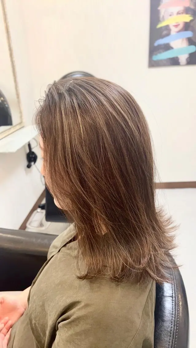 ミディアム カラー ハイライトカラー ハイライト KEN 🌟のヘアスタイル