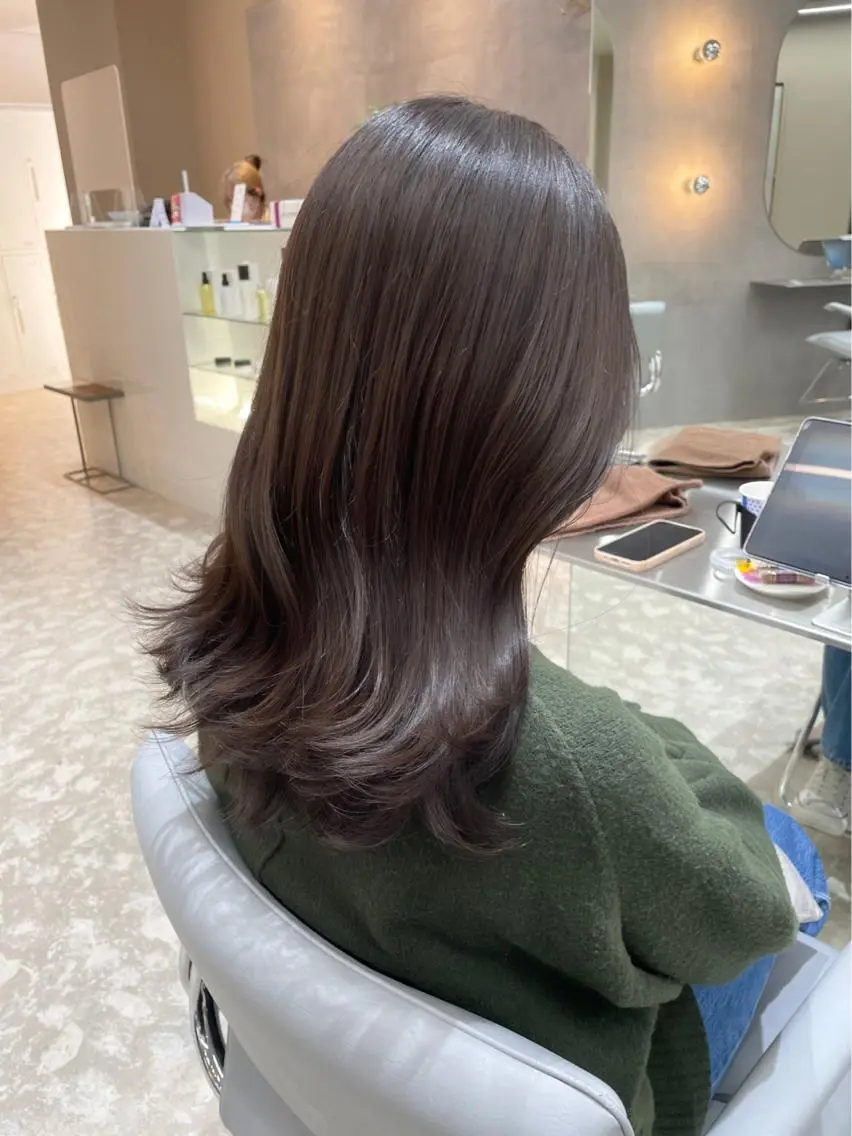 ミディアム YUKI / レイヤーカット🤍のヘアスタイル