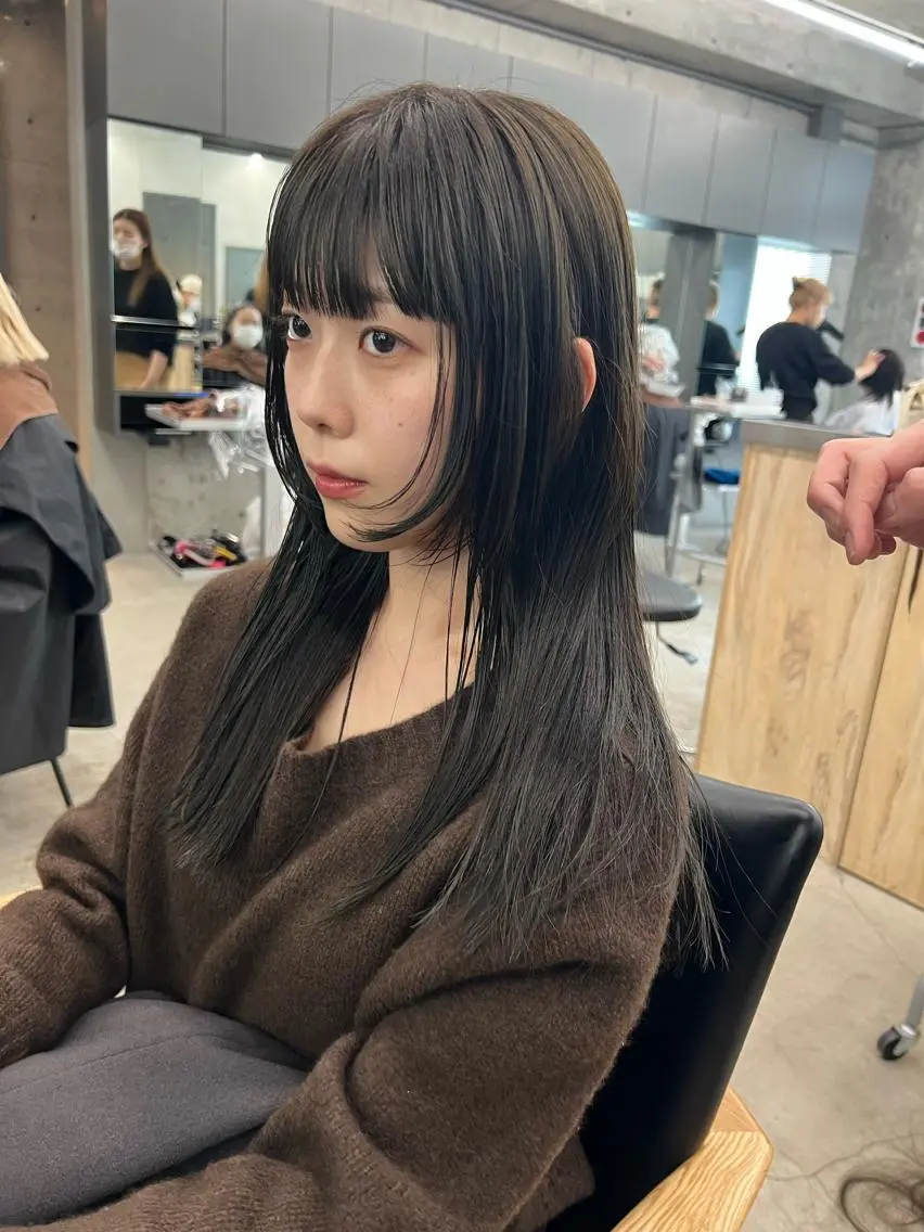 セミロング カラー 顔周りカット カット ヘアカラー sakoda shunkiのヘアスタイル