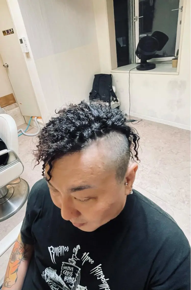 ミディアム パーマ メンズ カット パーマ メンズ大歓迎‼︎ ✨seigo✨のヘアスタイル