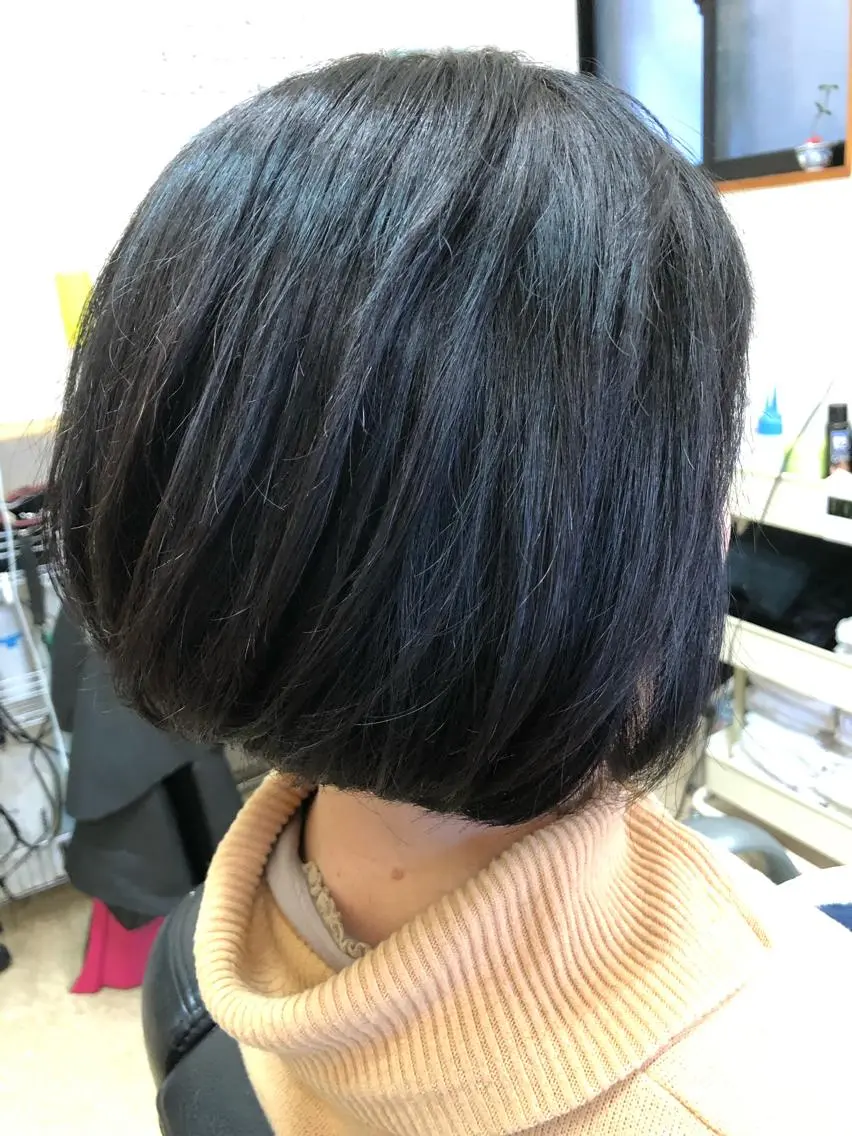 ショート カット 石塚 浩のヘアスタイル