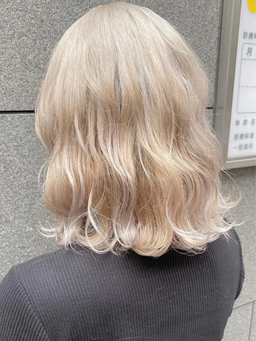 ミディアム カラー アッシュ ベージュカラー ブリーチ ダブルカラー グレージュ 🧡色落ちまで2度 楽しめる🧡ヨシキのヘアスタイル