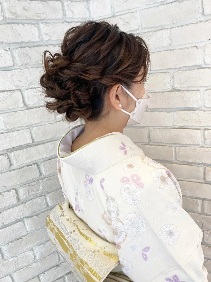 セミロング あやかショート 白髪ぼかしのヘアスタイル