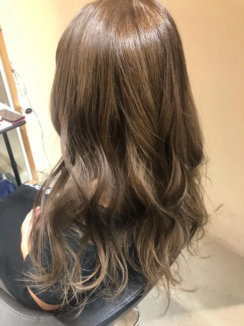 カラー ヘアカラー 早川 真幸のヘアスタイル