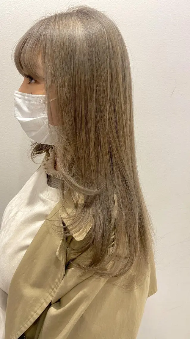 ロング カラー ヘアアレンジ ベージュカラー ブリーチ 天神レイヤーカット No.1💖マユカのヘアスタイル