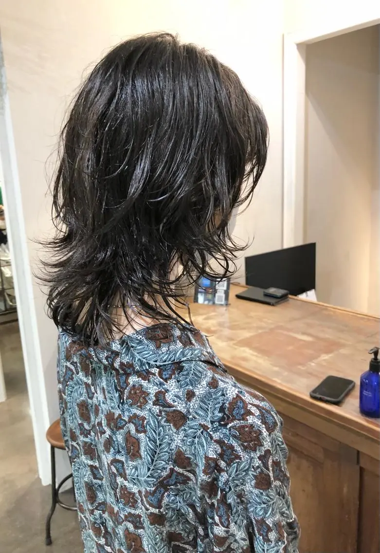 ミディアム パーマ ミディアムパーマ ウルフカット カット パーマ 千葉 郁也のヘアスタイル