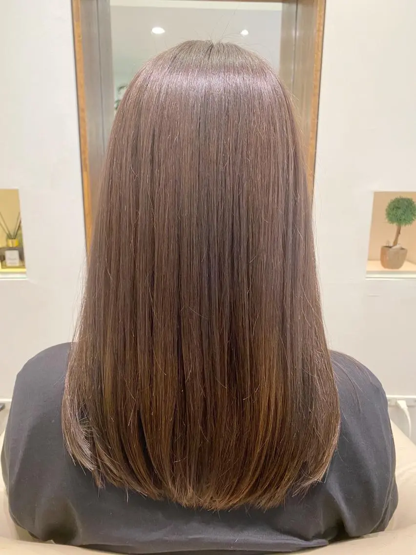 セミロング カラー カット ヘアカラー トリートメント 入江 允のヘアスタイル