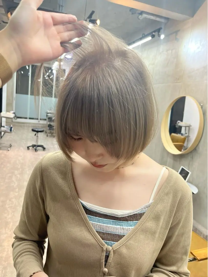 ショート ヘアカラー 🤎𝐌𝐚𝐨⌇ お悩み解決美容師🤎のヘアスタイル