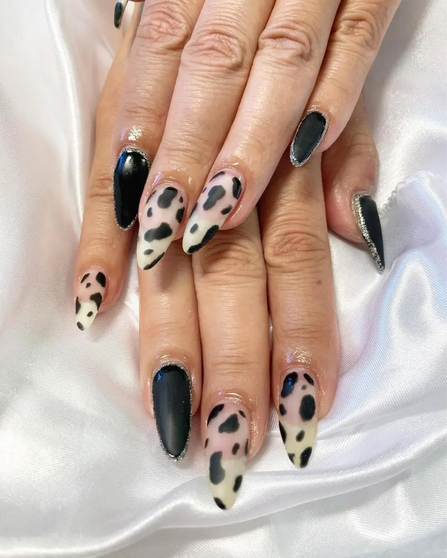 ネイル フレンチネイル ラメ(グリッター) マットネイル 持ち込み NailSalon Beniceのネイルデザイン