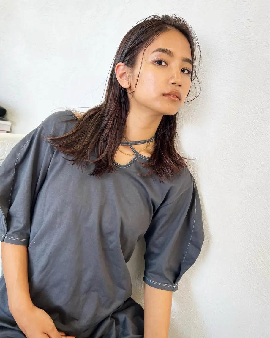 セミロング カラー テトネ タカシのヘアスタイル
