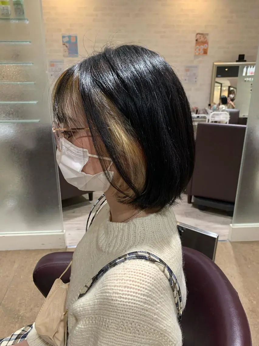 ミディアム カラー 永瀬 恵のヘアスタイル