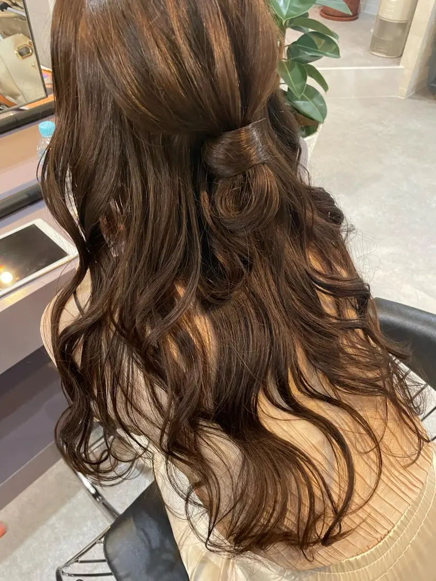 カラー ヘアアレンジ コテマキパーマ/ ayaka☁️のヘアスタイル