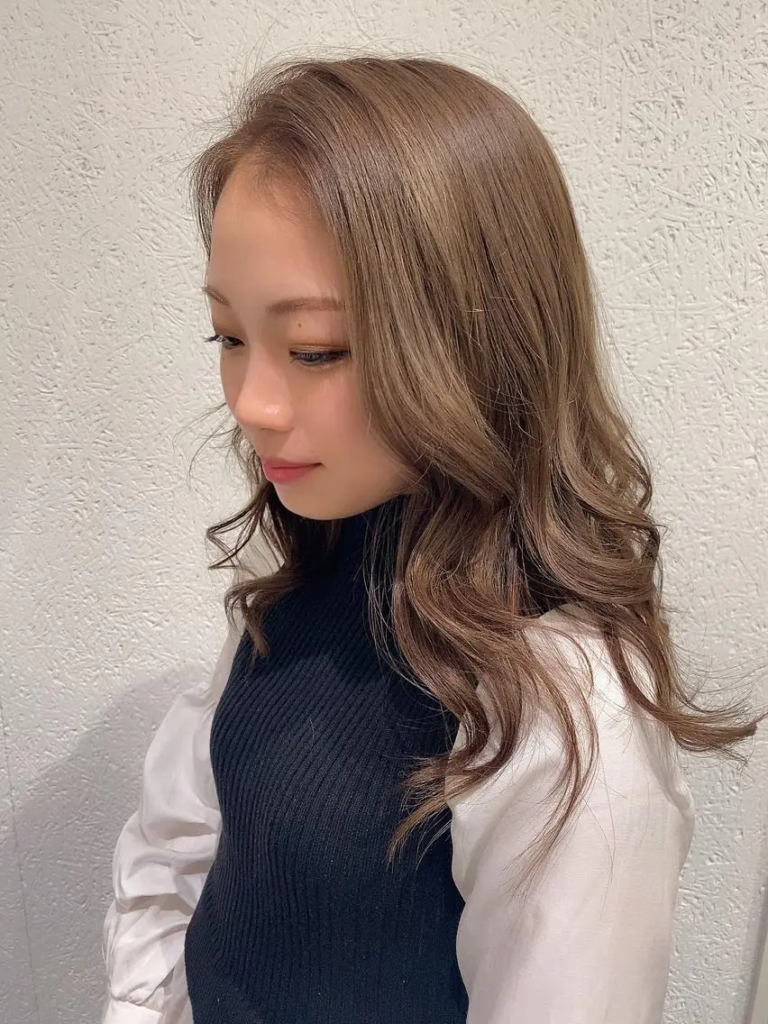ロング ヘアカラー トップスタイリスト/ アユミのヘアスタイル