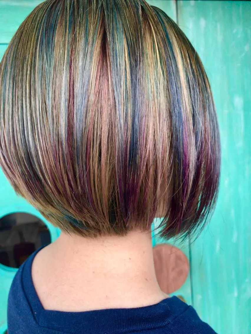 ショート カラー ユニコーンカラー ヘアカラー レイヤーカット匠 イソザキノリユキのヘアスタイル