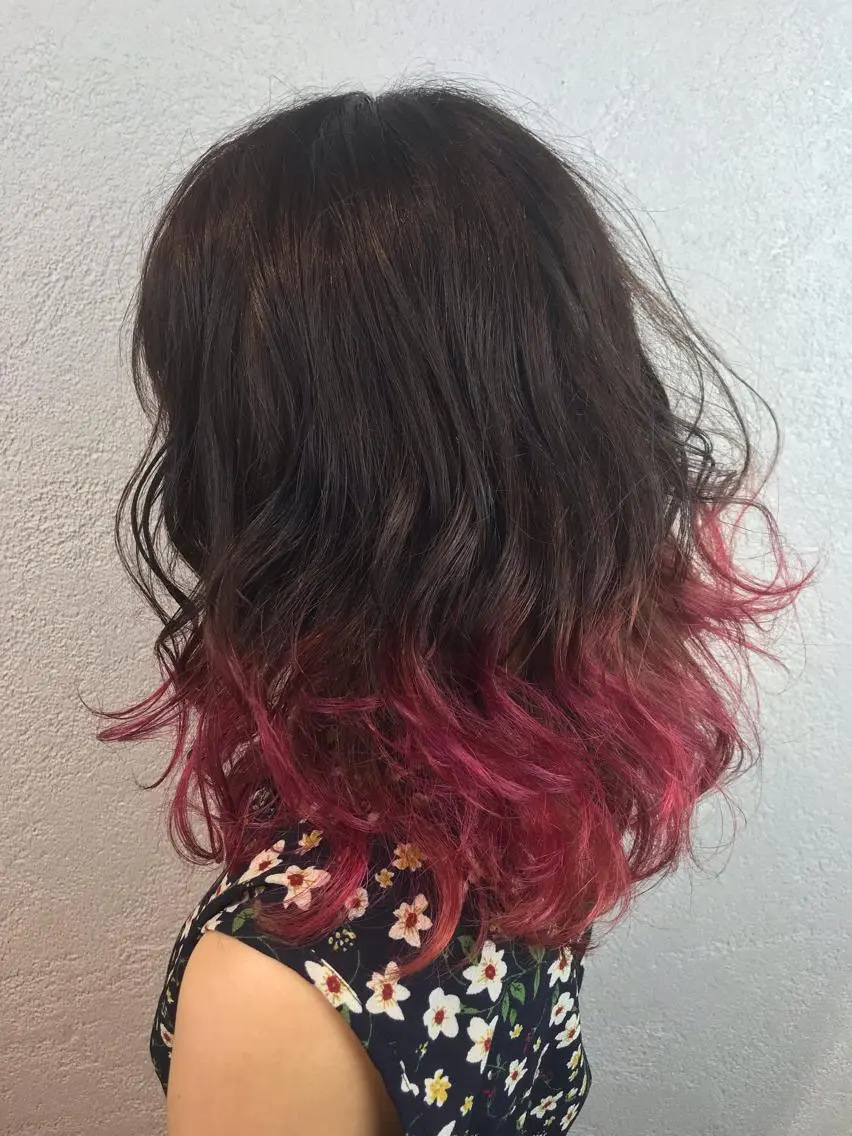 セミロング カラー グラデーションカラー ピンクカラー レッドカラー カット ヘアカラー トリートメント デザインカラー🌈 高木リョウのヘアスタイル