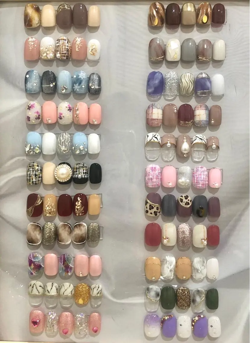 ネイル ジェルネイル 持ち込み ニュアンスネイル パラジェル 冬ネイル Nail&eye Belire 新宿のネイルデザイン