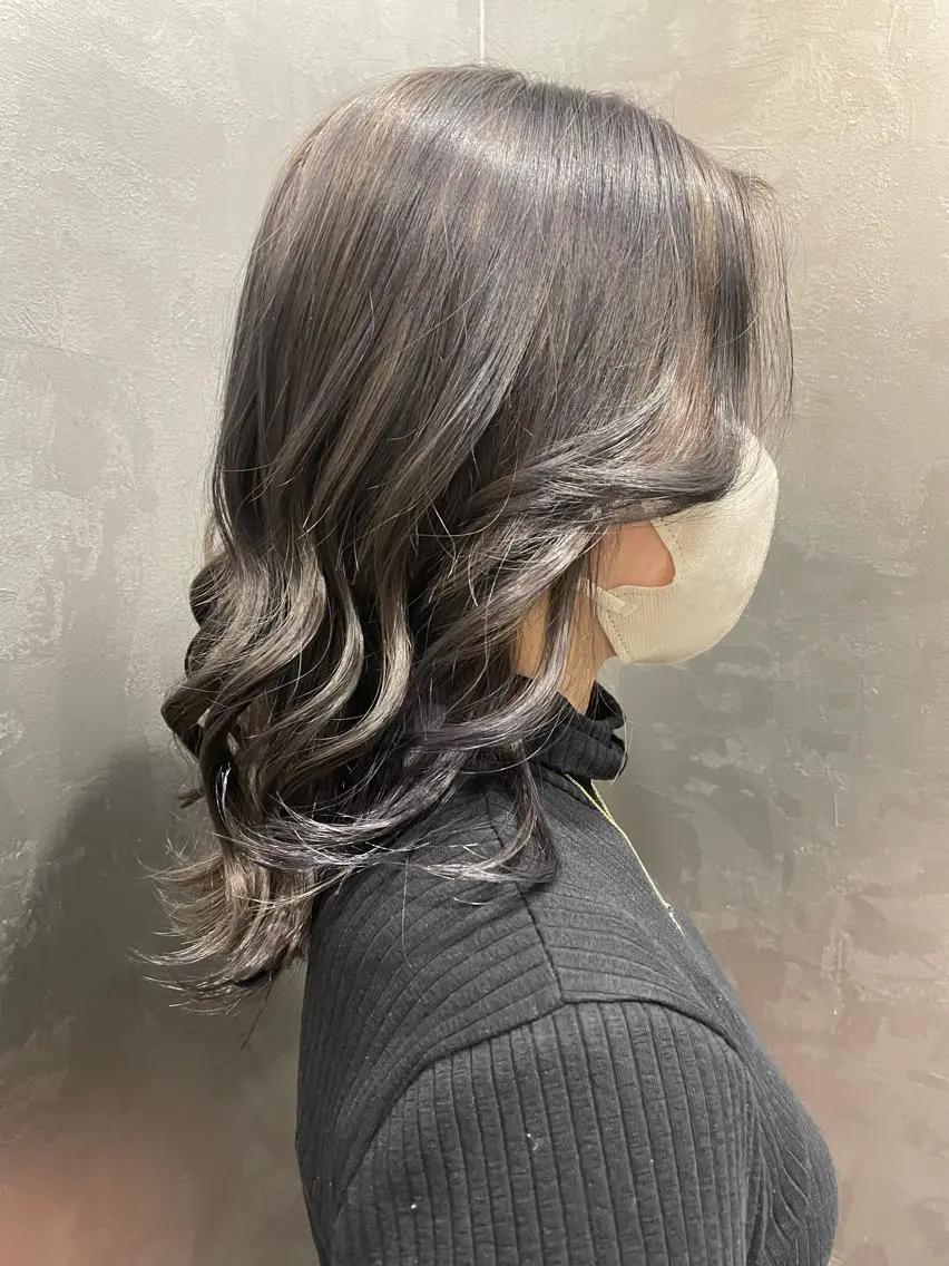 カラー inity　杉本 美羽のヘアスタイル