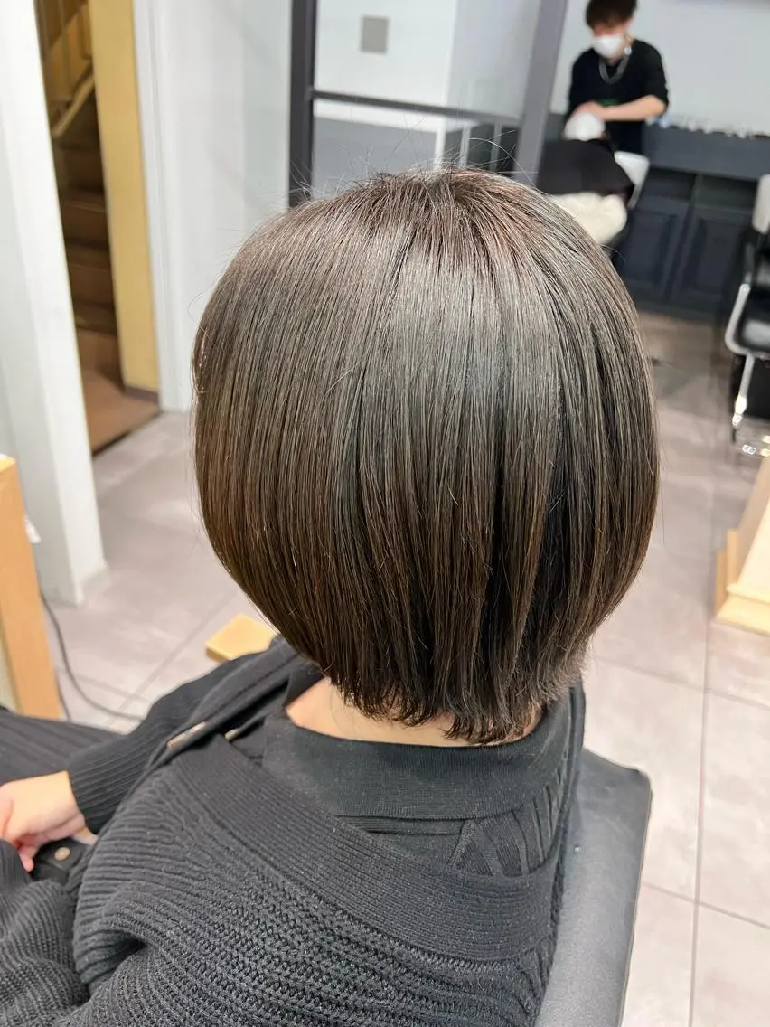ショート カラー オリーブカラー トリートメント トリートメント 🌞レイヤー×カラー 前川那津美🌞のヘアスタイル