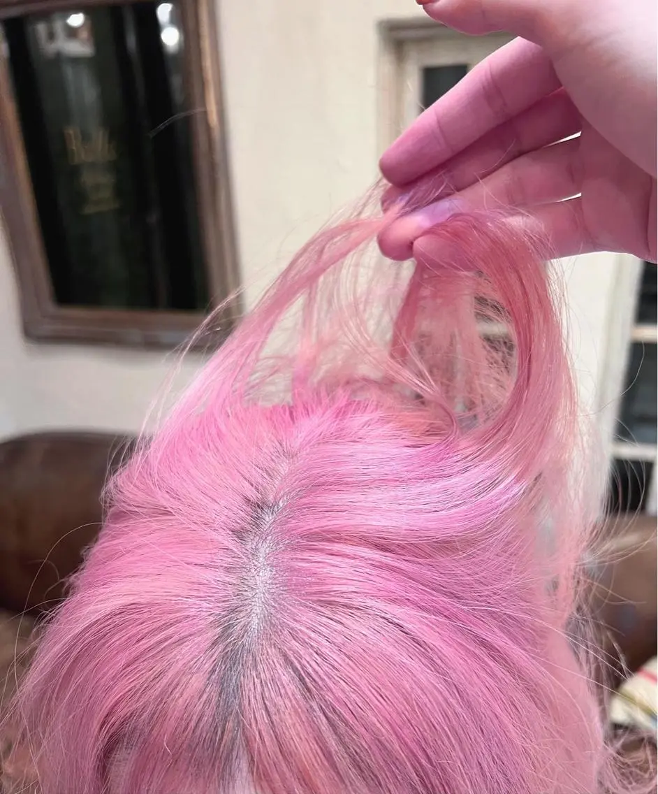 ミディアム カラー ブリーチ ケアブリーチ 透明感カラー カット ヘアカラー トリートメント 抜きっぱなしブロンド /ハイトーン/カナタのヘアスタイル