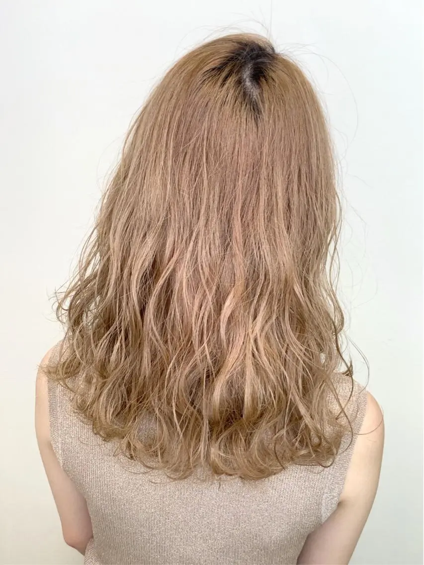 ミディアム カラー ベージュカラー ヘアカラー トリートメント Miru by INCE HAIRのヘアスタイル