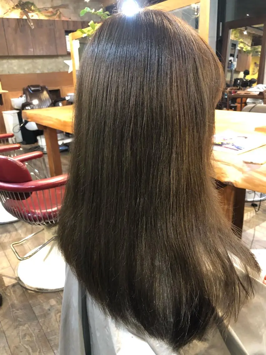 カラー アッシュ ブルーカラー ブルーアッシュ 透明感カラー カット ヘアカラー ISHIMORI  のヘアスタイル
