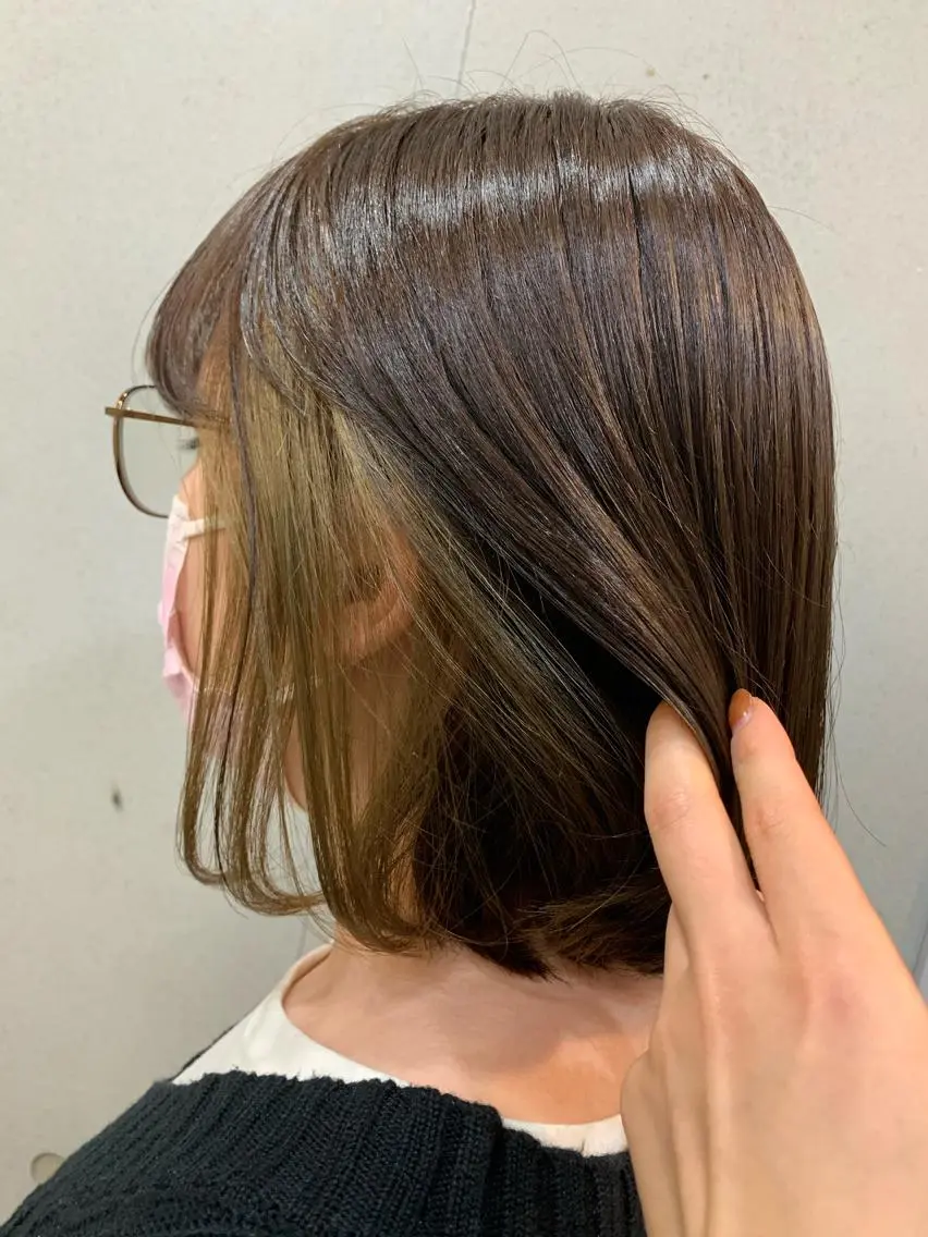 ミディアム おせ ちさとのヘアスタイル