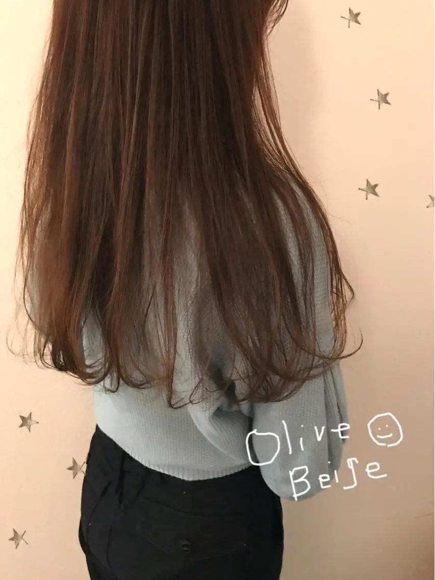 ロング カラー 市川 千夏のヘアスタイル