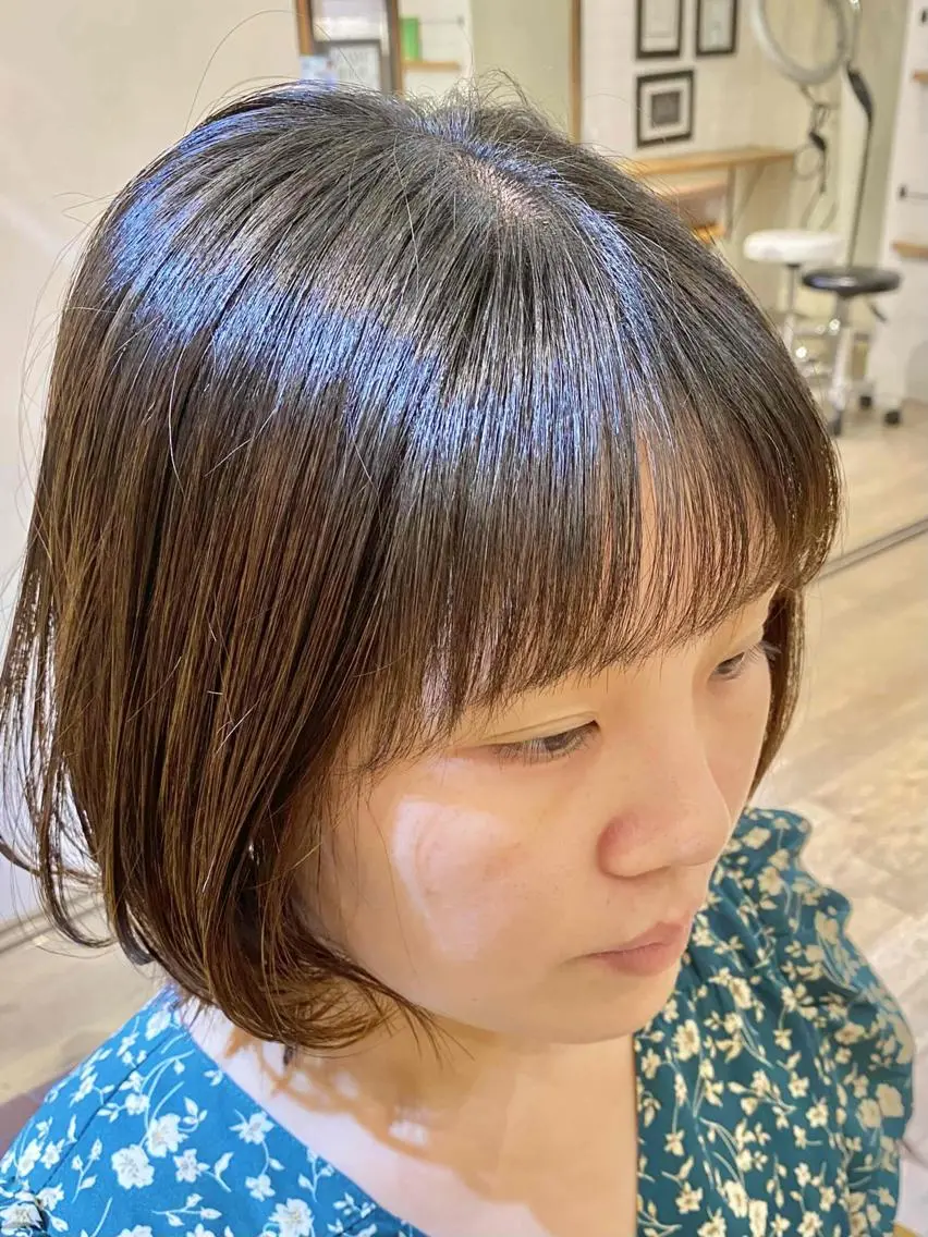 ミディアム カラー ショートボブ ミディアムレイヤー ミストバング イヤリングカラー フェイスフレーミング 前田 裕介のヘアスタイル