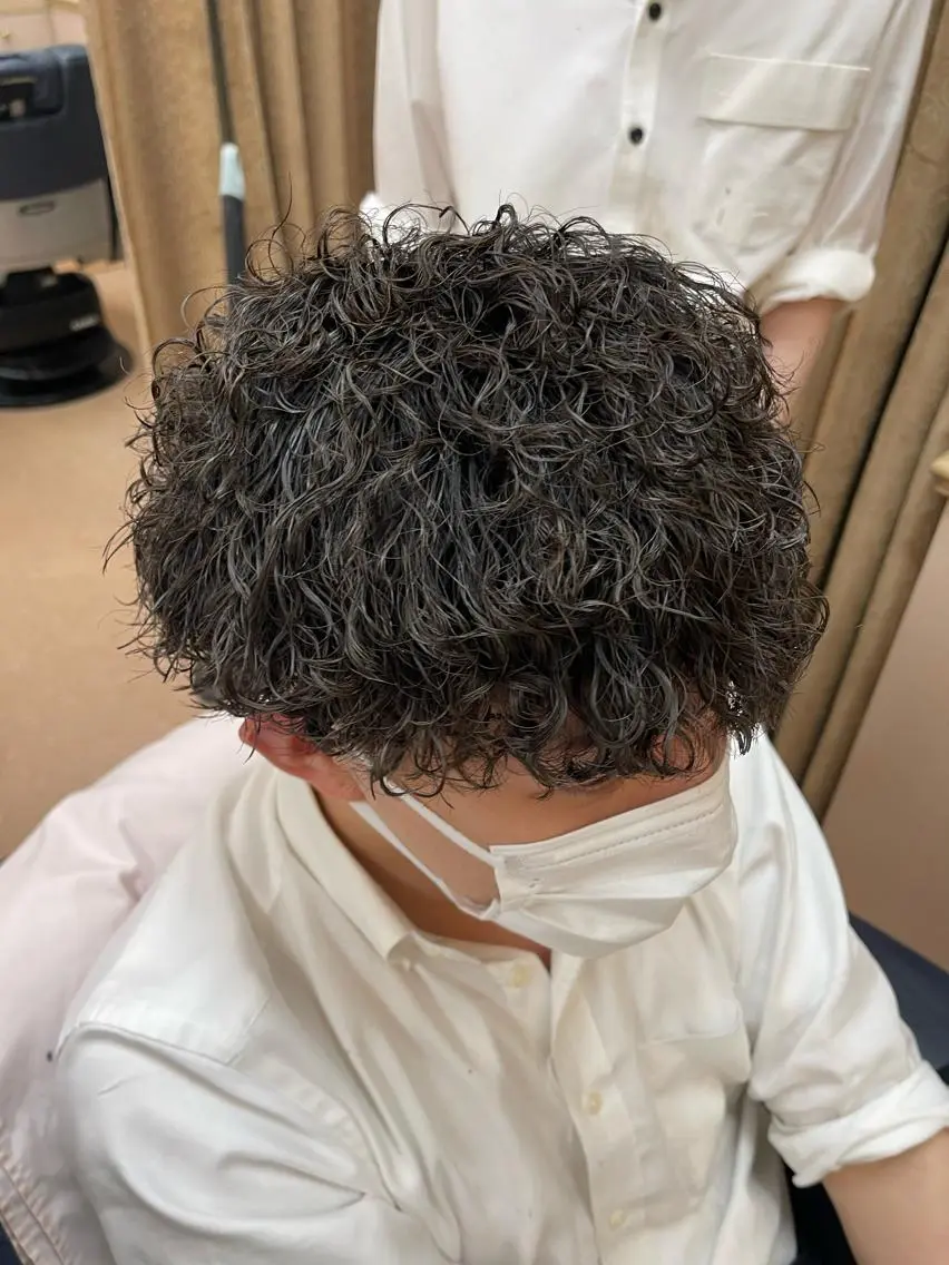 ショート パーマ メンズ カット 【メンズ限定】 旭岡亘哉のヘアスタイル