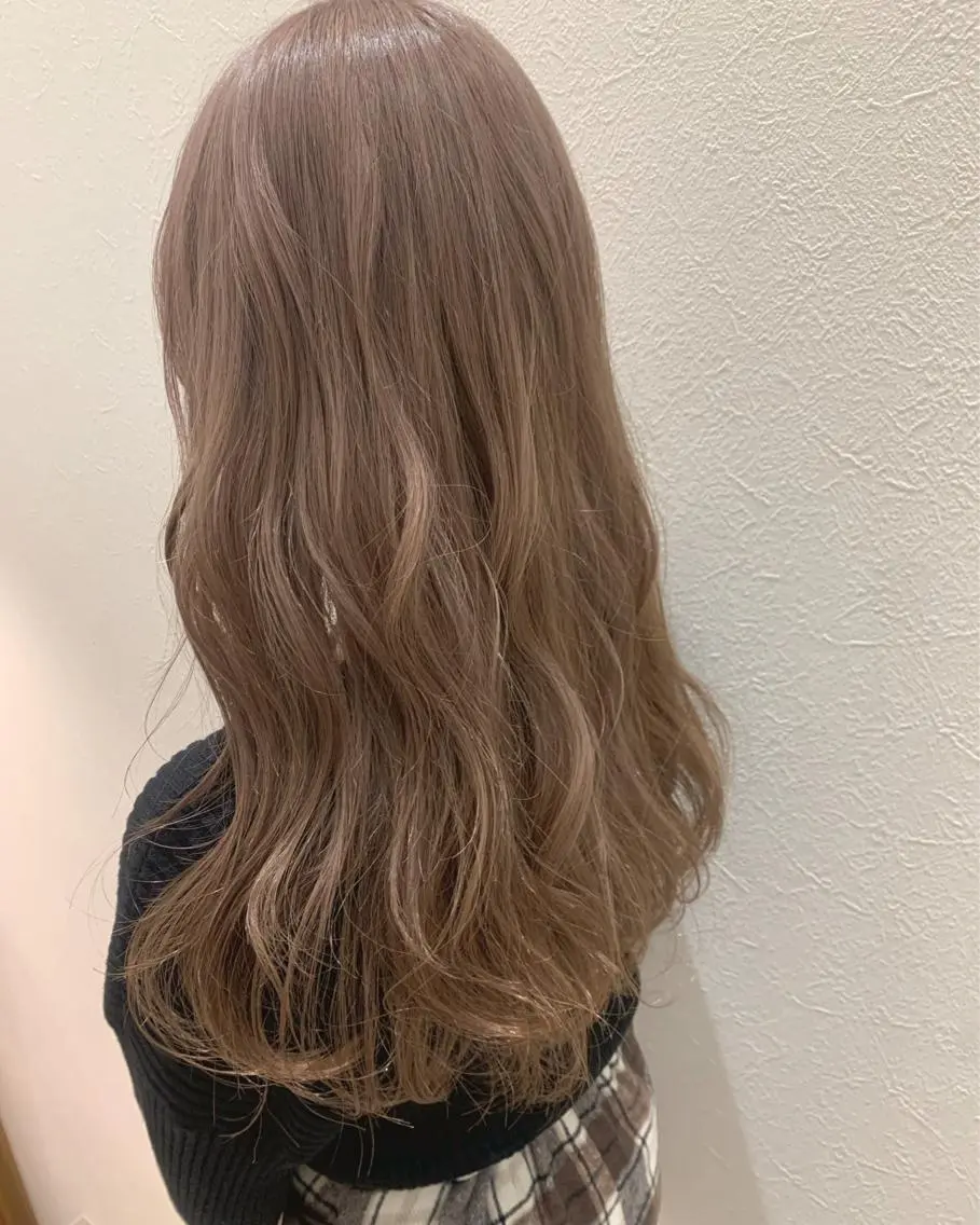 ロング カラー ベージュカラー ミルクティーベージュ カット ヘアカラー トリートメント hubhair レイヤー/透明感のヘアスタイル