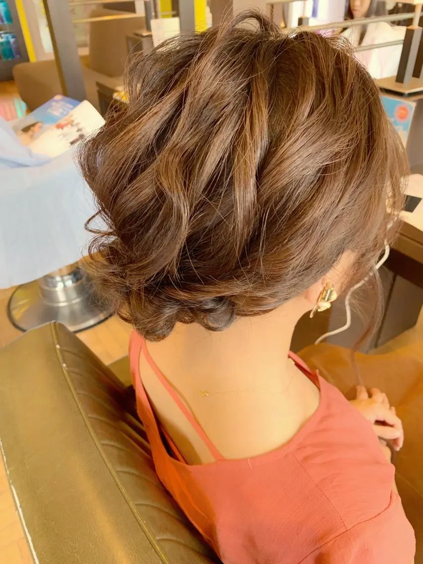 ヘアアレンジ 佐藤 ナルトのヘアスタイル
