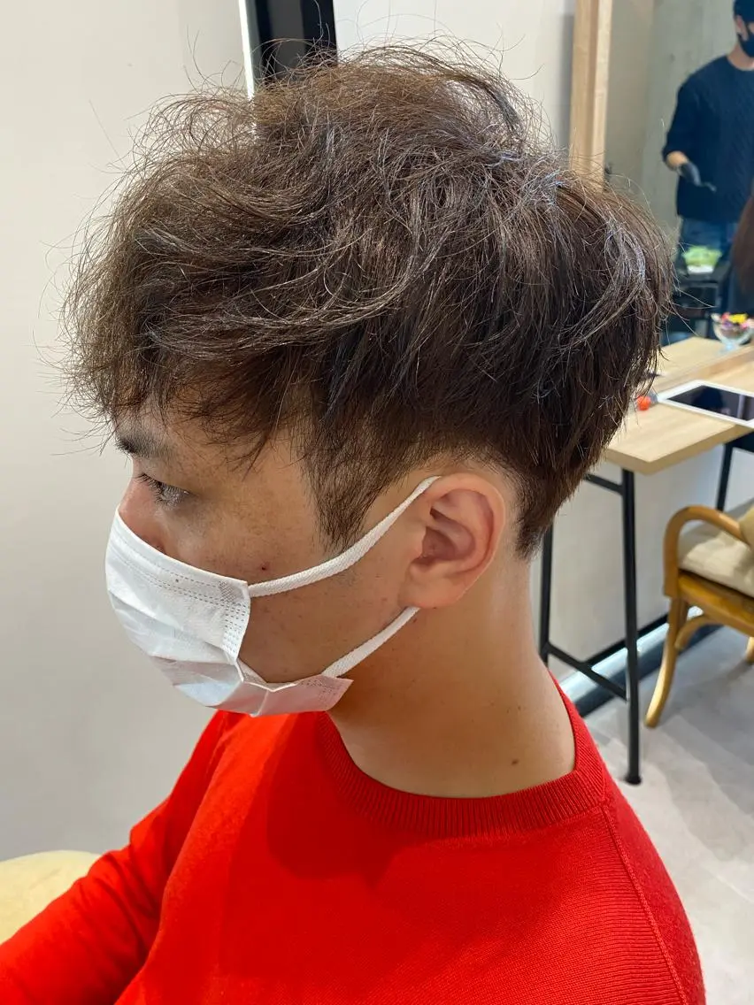 ショート カラー パーマ メンズ カット パーマ トリートメント 似合う髪型見つけます AYAKAのヘアスタイル