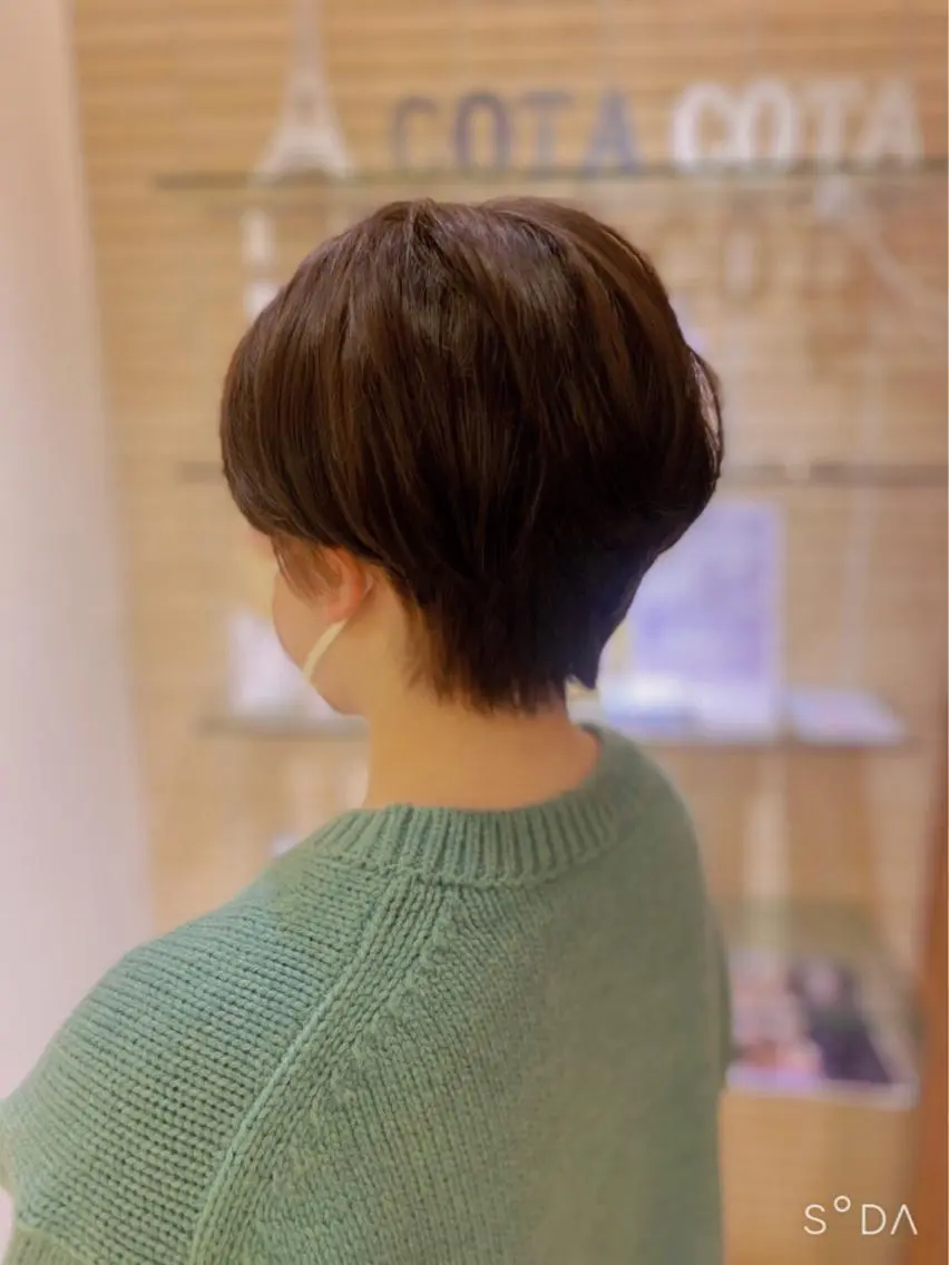 ショート ショートヘア 小野寺 モエカのヘアスタイル