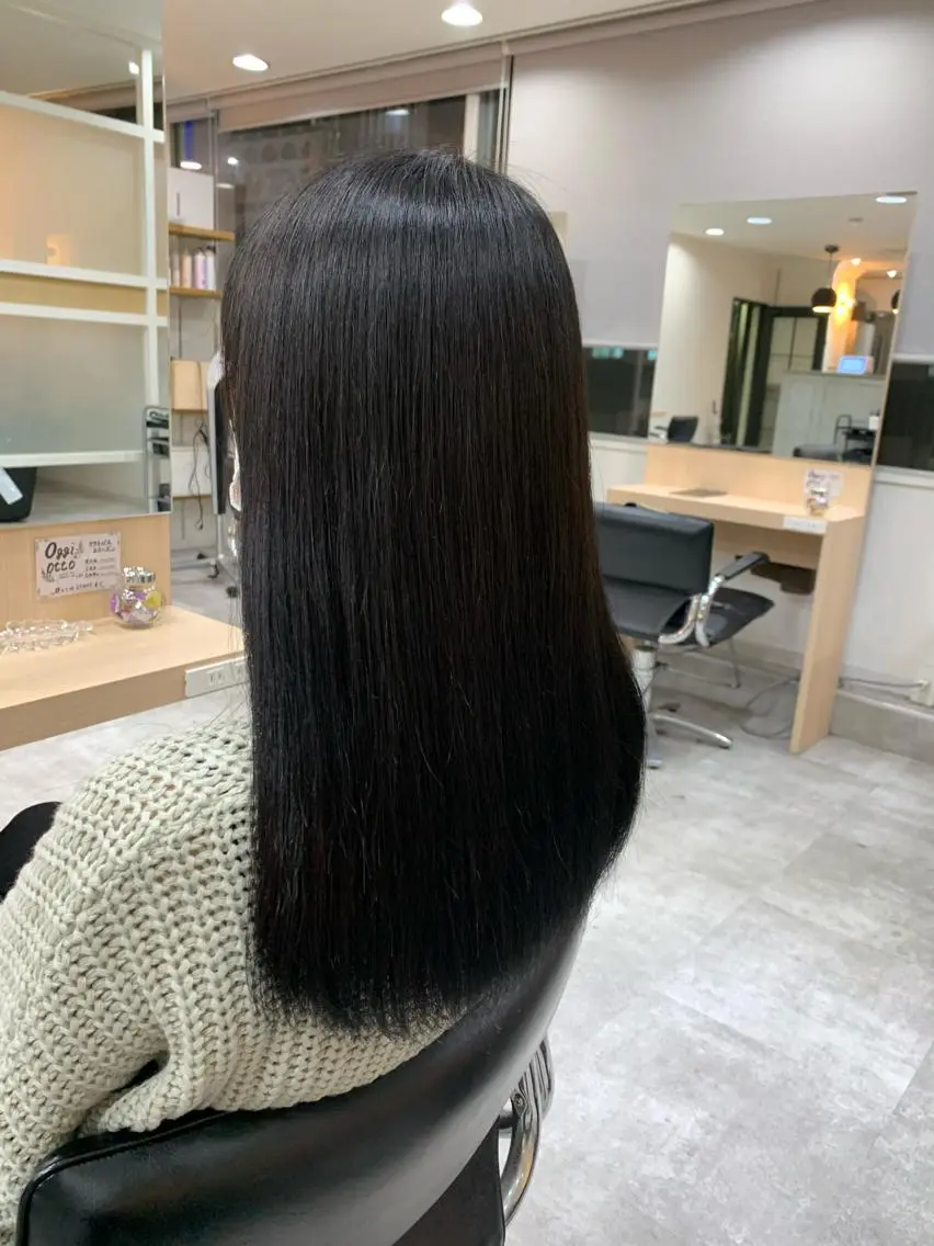 ロング 縮毛矯正 髪質改善🩵艶髪 ストレート🩵山口のヘアスタイル
