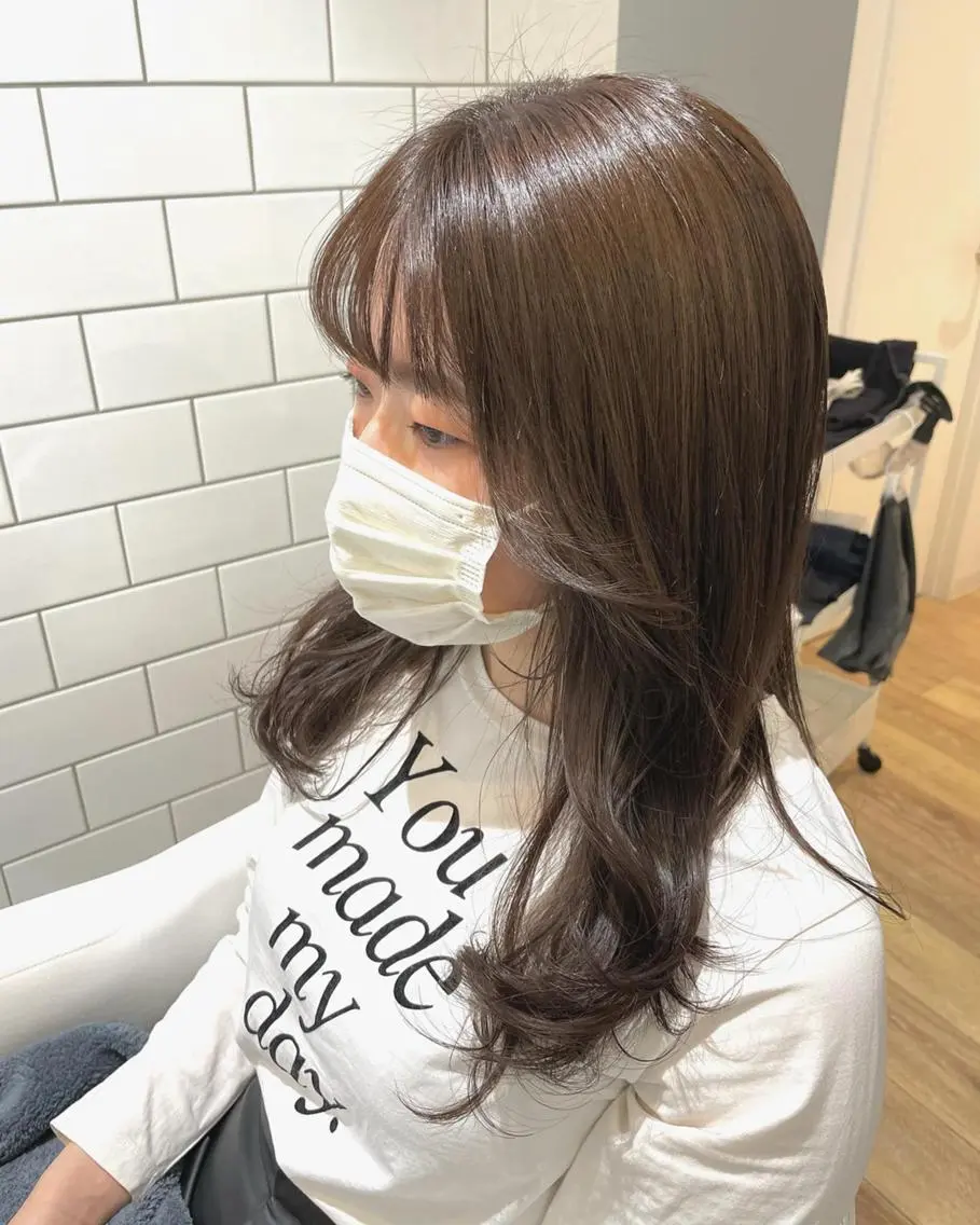 ミディアム カラー パーマ ヘアアレンジ メンズ キッズ ネイル マツエク・マツパ ブラウンカラー カラーマツエク トリートメント ブラウン ロングネイル 🫧垢抜けヘア🫧 SHIORIのヘアスタイル