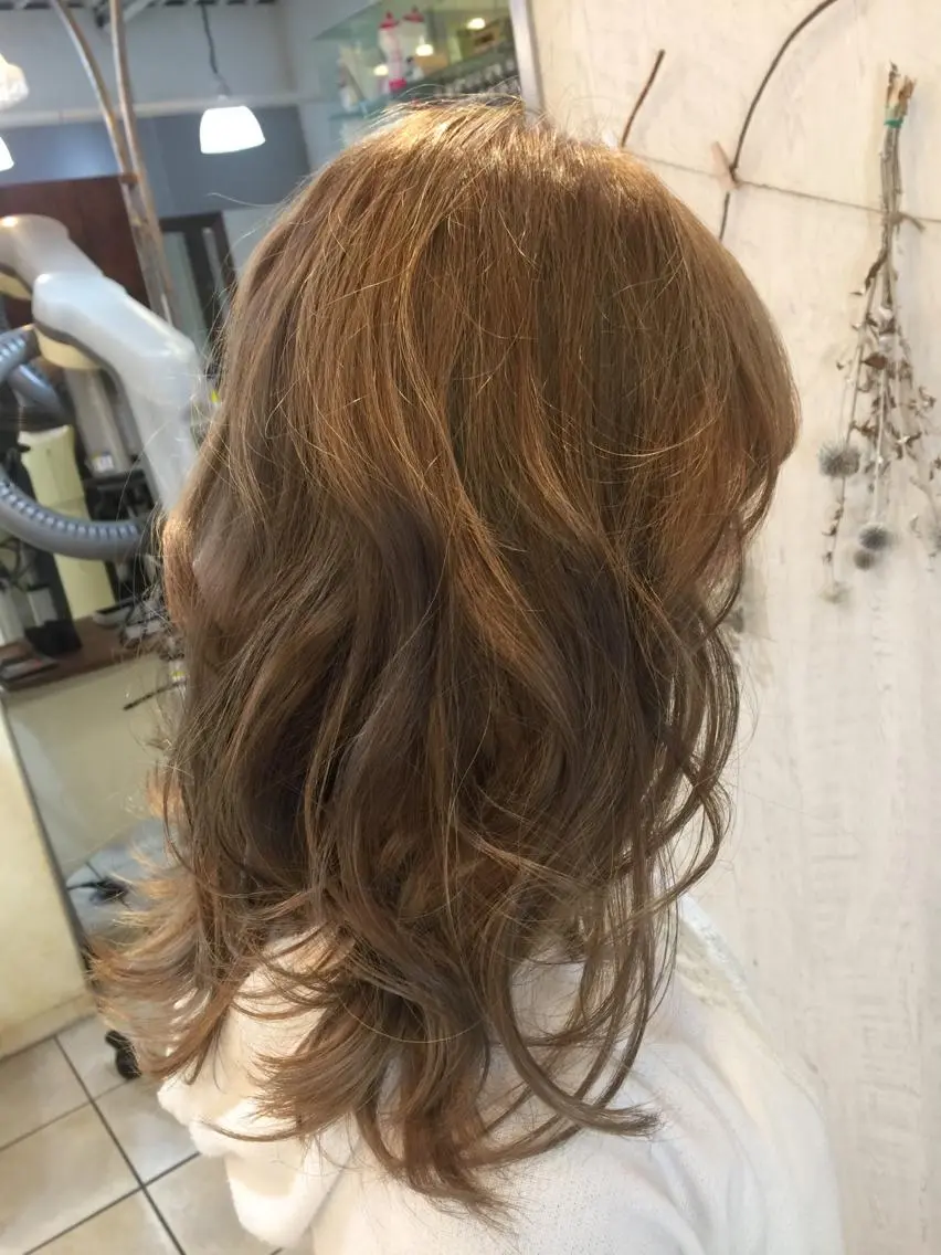 セミロング 久保 敏之のヘアスタイル