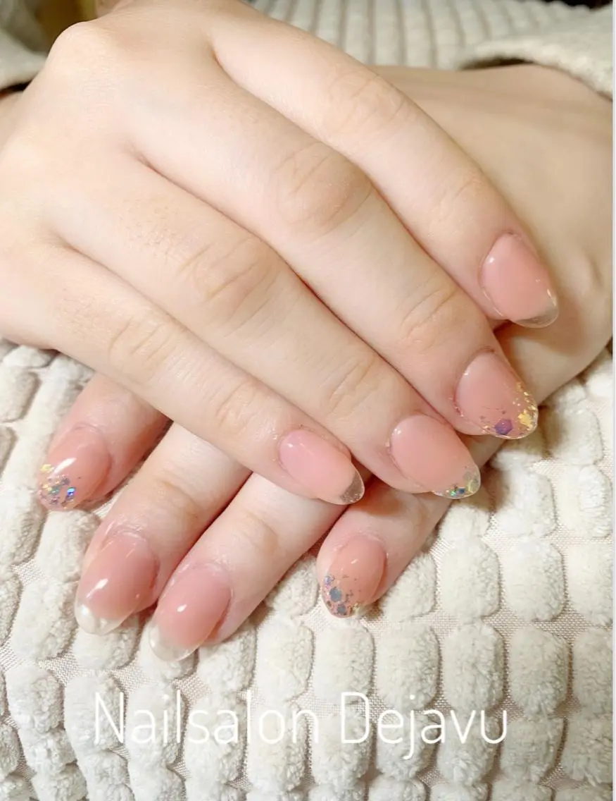 ネイル アートネイル クリアネイル フレンチネイル ラメ(グリッター) ワンカラーネイル Nail salon Dejavu 🌿のネイルデザイン