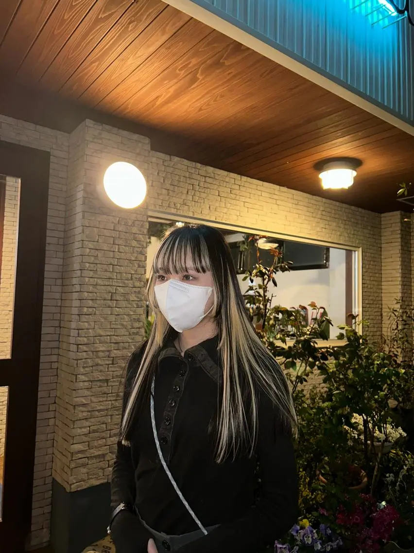 カラー 橋本 愛唯のヘアスタイル