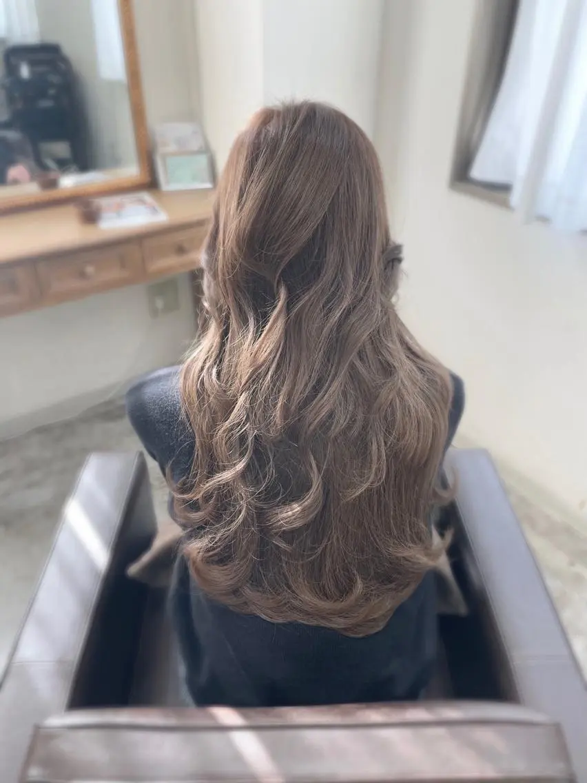 ロング カラー ヘアアレンジ ベージュカラー ブリーチ カット ヘアカラー トリートメント ヘアセット 髪質改善特化 🫧松野力也のヘアスタイル