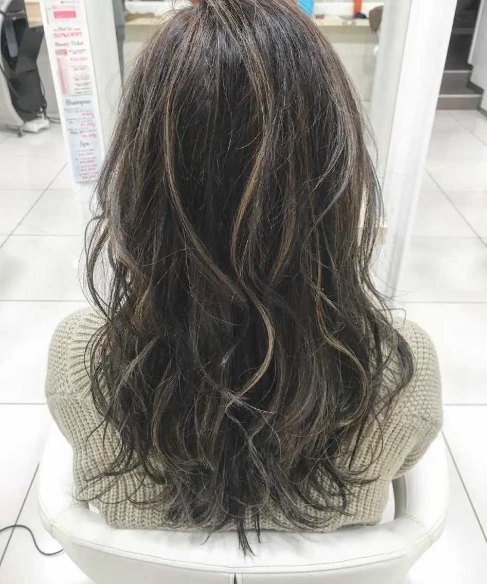 ロング midori osawaのヘアスタイル