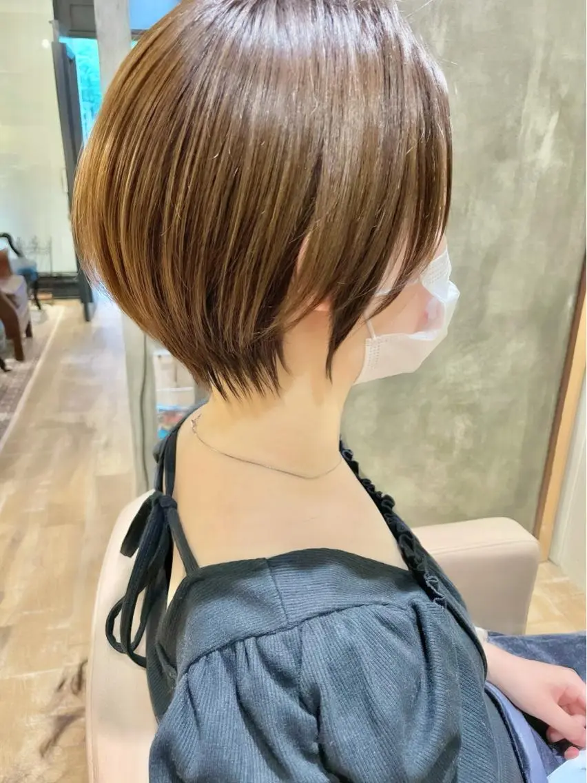 ショート ショート ボブ 梅田 木戸健人のヘアスタイル