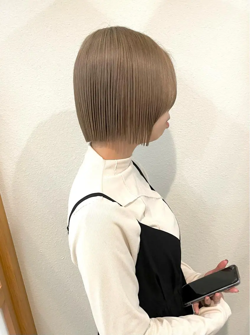 ショート カラー ヘアカラー トリートメント ヒナゴ トヨカズのヘアスタイル