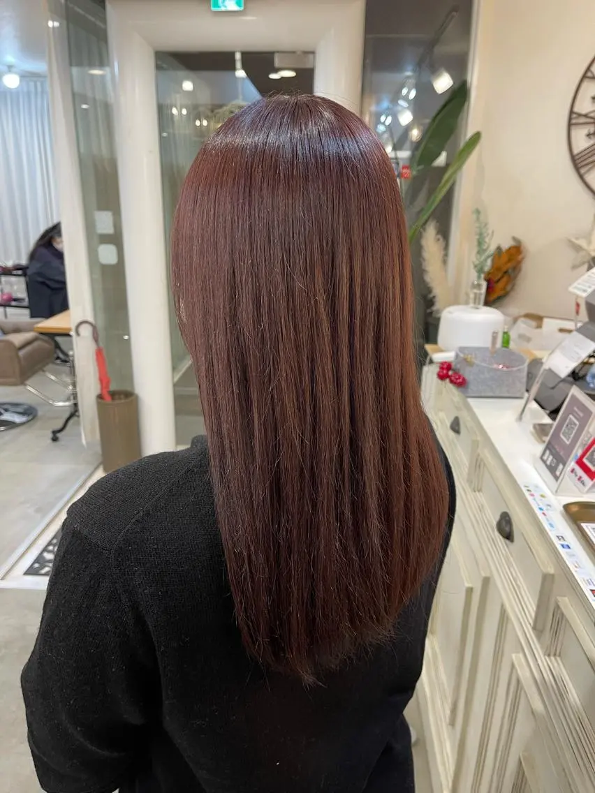 セミロング ラベンダーブラウン 中堀 遥のヘアスタイル