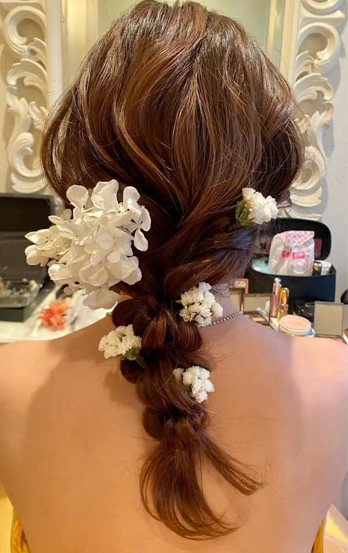 セミロング ヘアアレンジ 鈴木 沙羅のマツエク・マツパデザイン