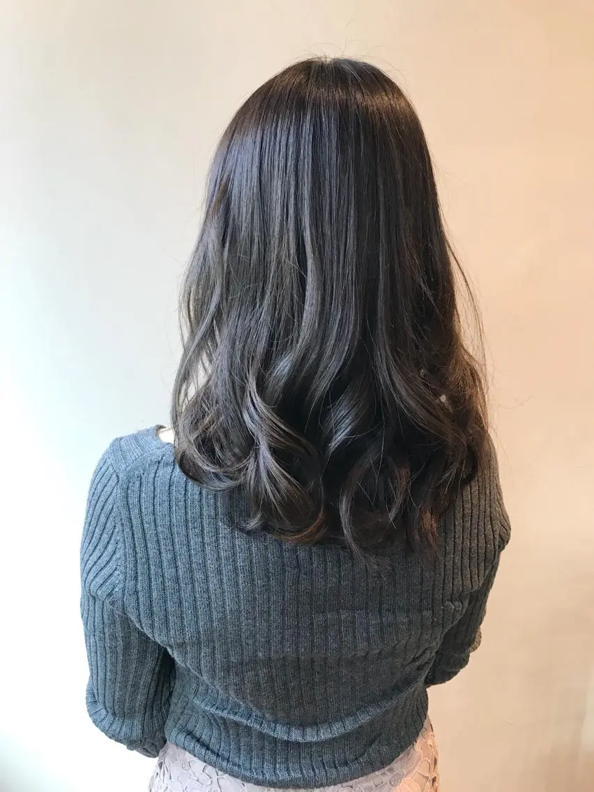 ミディアム カラー ヘアアレンジ アッシュ 小林 佳祐のヘアスタイル