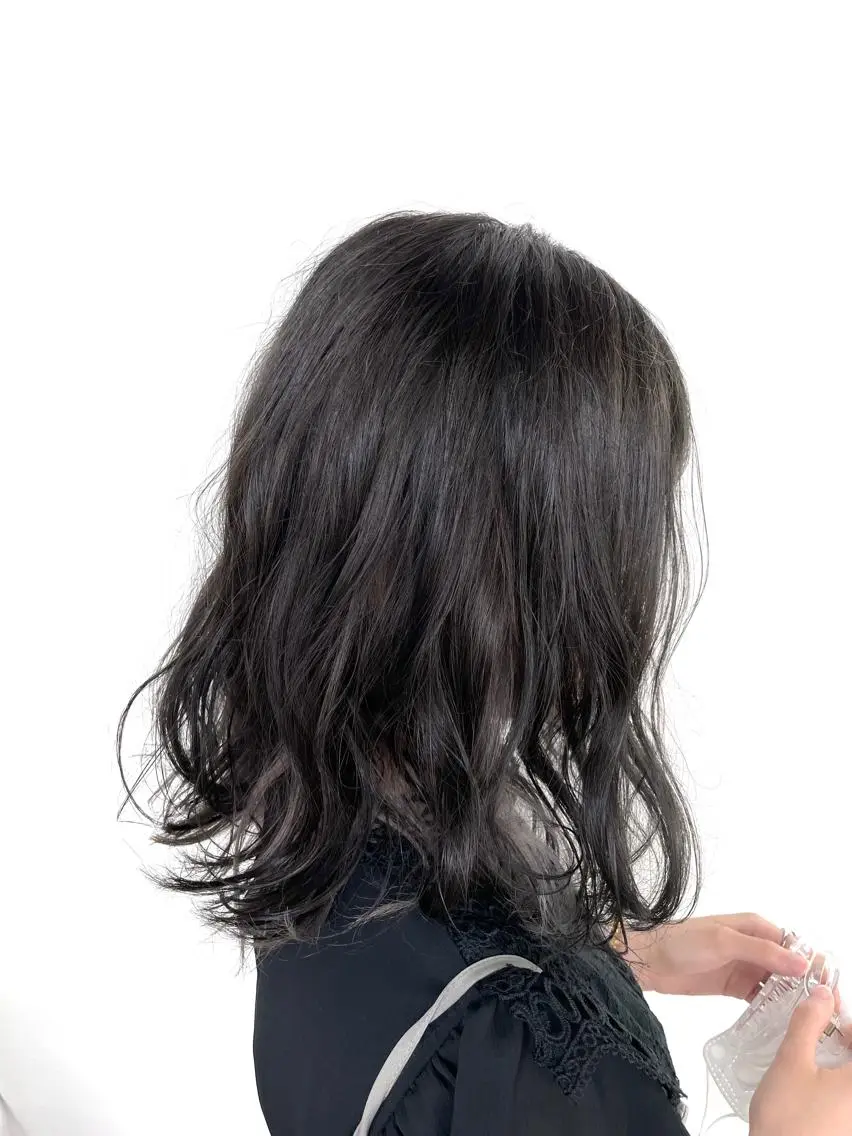 セミロング カラー ヘアアレンジ アッシュ ベージュカラー 黒髪 ブルーカラー ブルーブラック カット ヘアカラー トリートメント RAIA💎ケア ブリーチ&パーマ💎のヘアスタイル