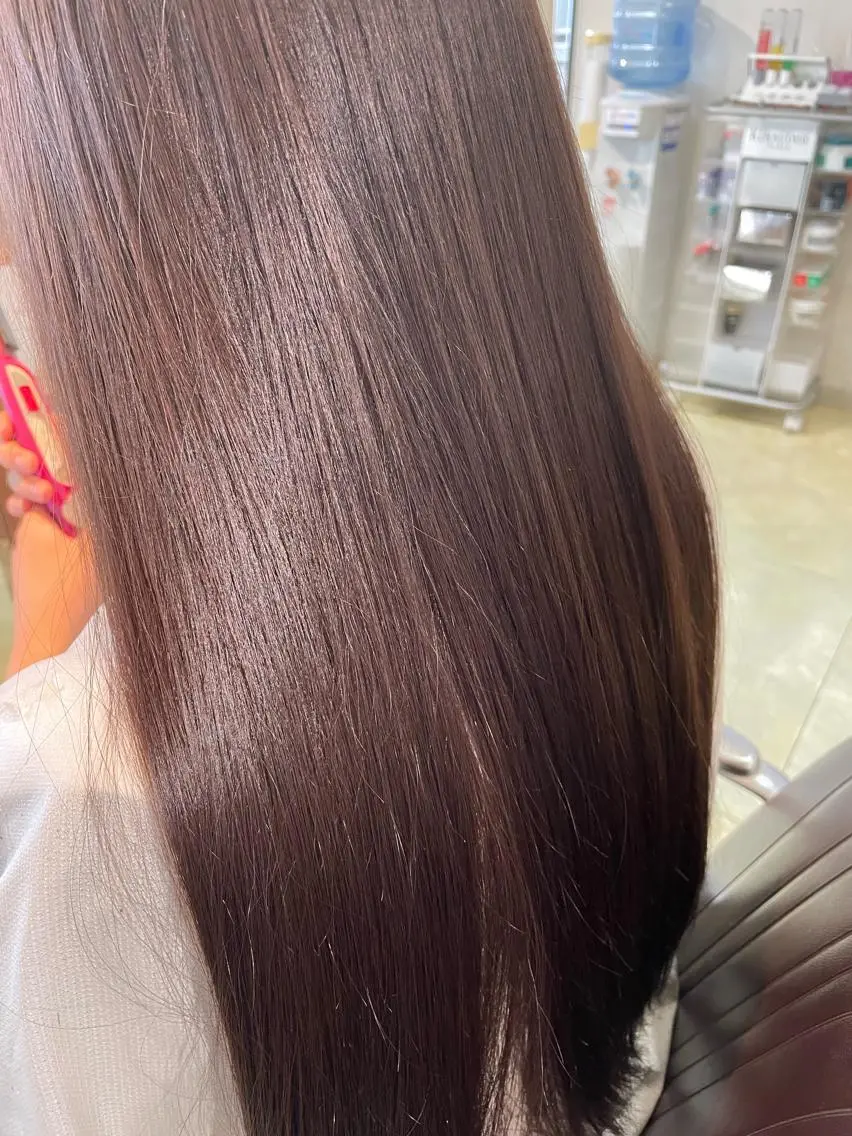 ロング トリートメント 下村 和香奈のヘアスタイル
