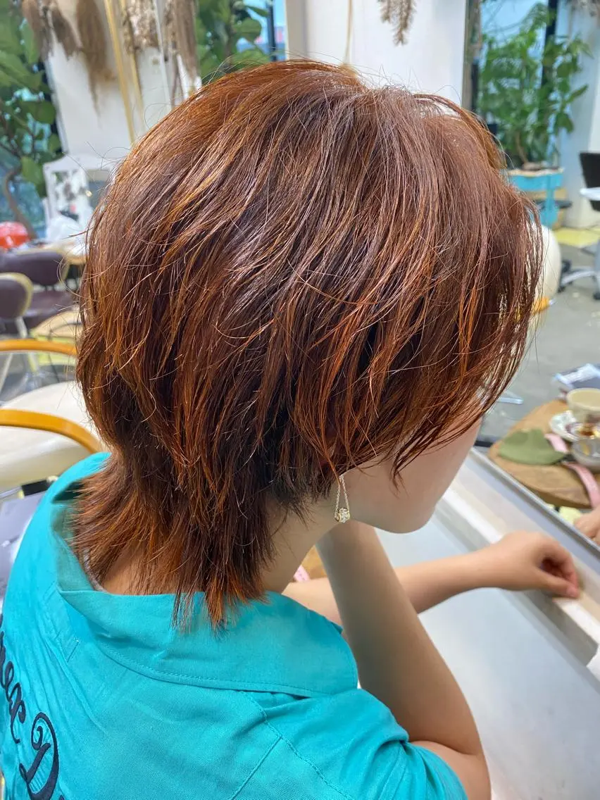ショート オレンジブラウン ショートヘア ウルフカット カット ヘアカラー Moca 〰️のヘアスタイル