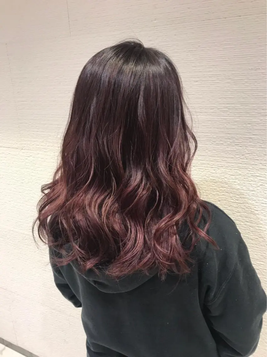 ロング カラー ヘアアレンジ グラデーションカラー ピンクカラー バイオレットカラー 白髪ぼかしハイライト 茗荷谷駅徒歩2分のヘアスタイル